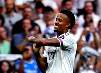 Real Madrid, muhteşem gollerle galibiyete yürüdü