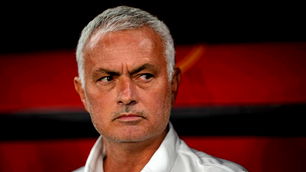 Mourinho, resmen Benfica'da: "Kendimi gördüğüm Benfica bu."