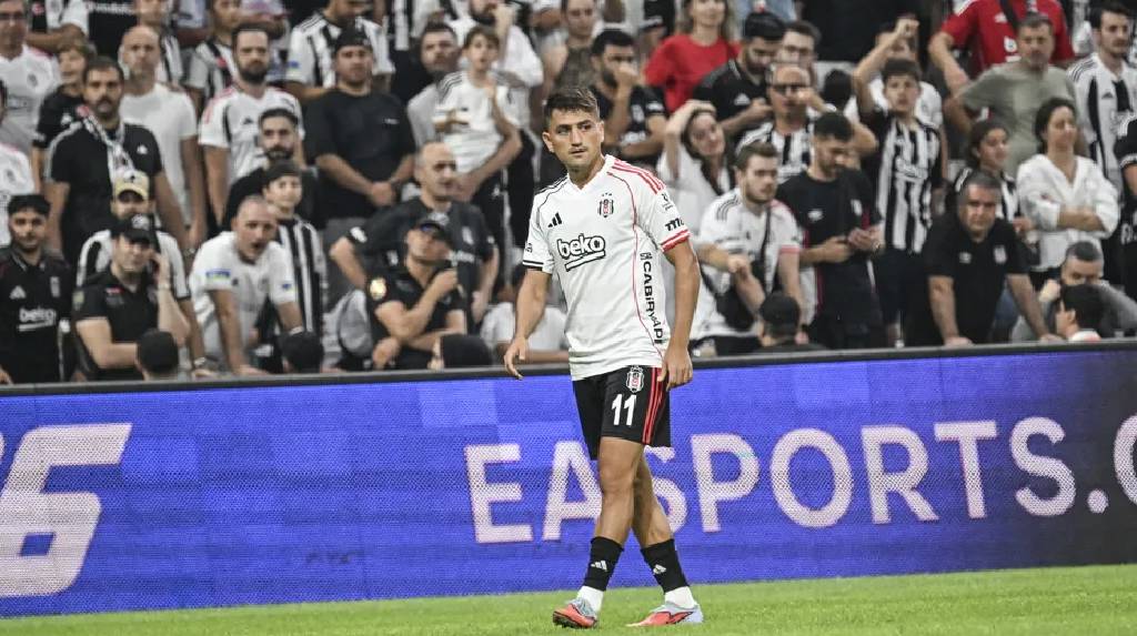 Cengiz Ünder: " Gözlerim doldu, çok özlemişim"