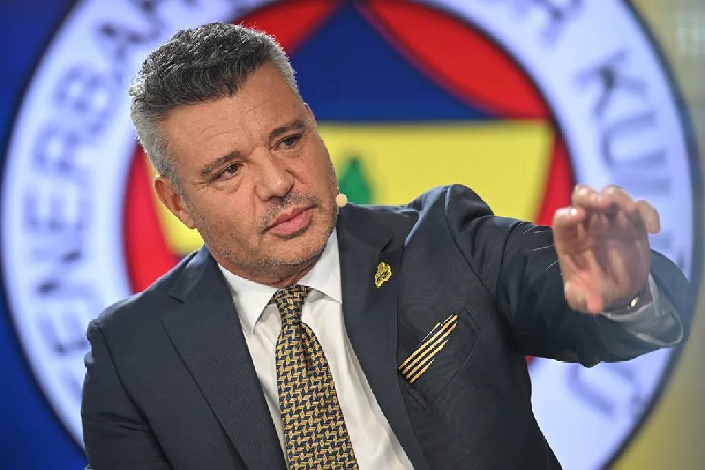 Fenerbahçe'de yeni yönetim mazbatalarını aldı