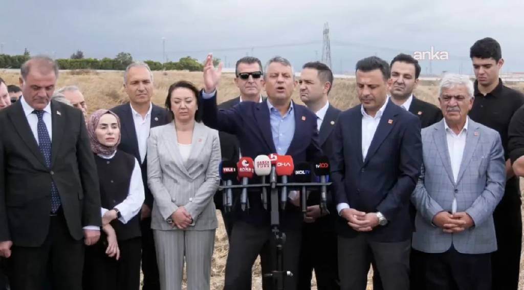 Özel'den Beyaz Saray eleştirisi: "Filistin'in F'si yok"