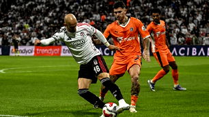 Beşiktaş, Başakşehir karşısında geriden gelerek galibiyeti kaptı: 2-1