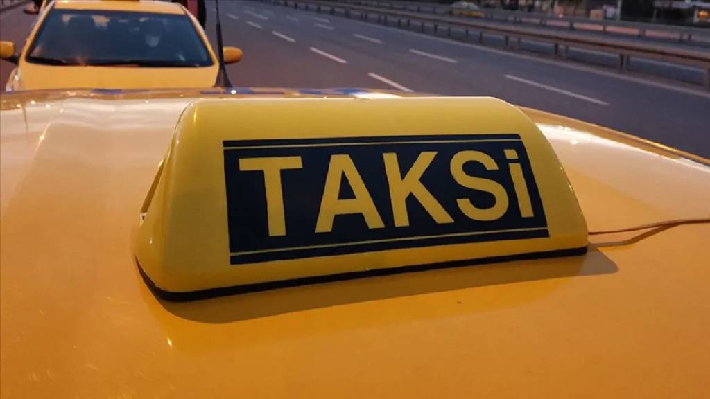 Taksilerde indi bindi ücreti 175 liraya çıktı