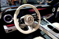 Mercedes, fiziksel tuşları yeniden kullanıma sunuyor