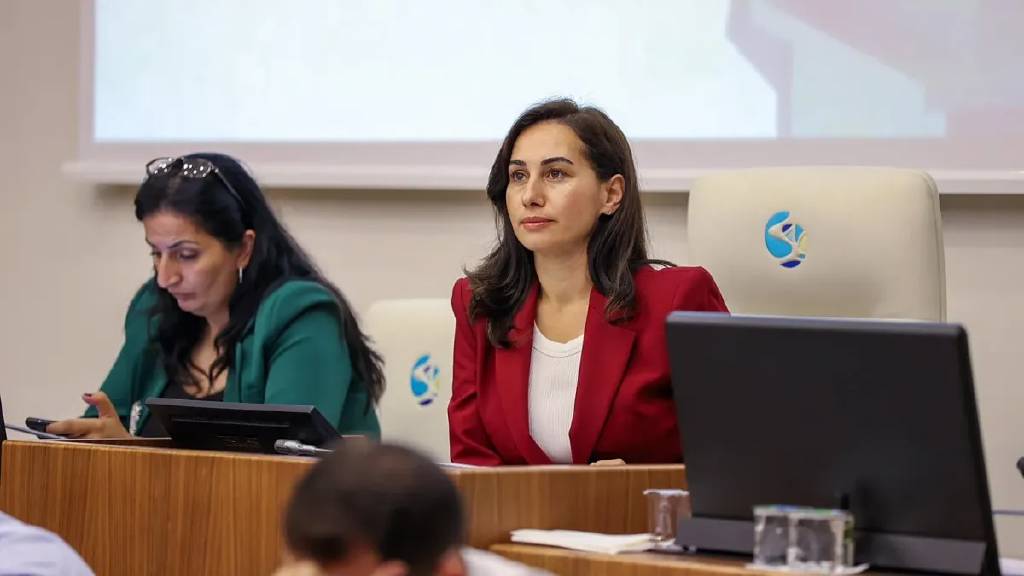 CHP'li Beykoz Belediye meclis üyesi iki kişi daha istifa etti