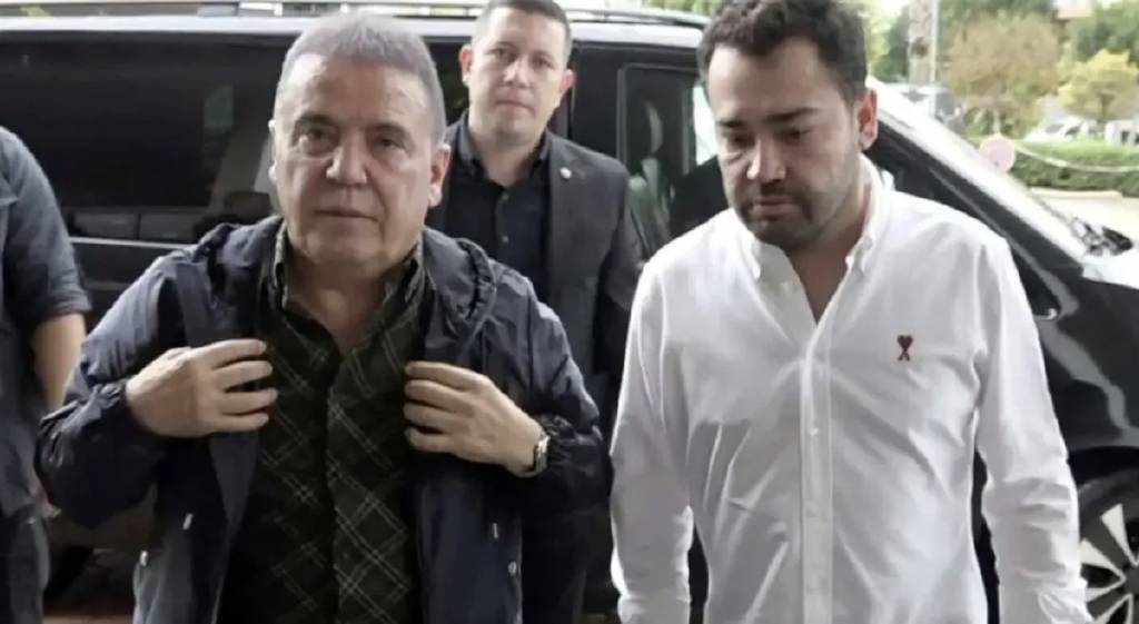 Antalya Büyükşehir Belediyesi’ne yönelik 20 gözaltı kararı