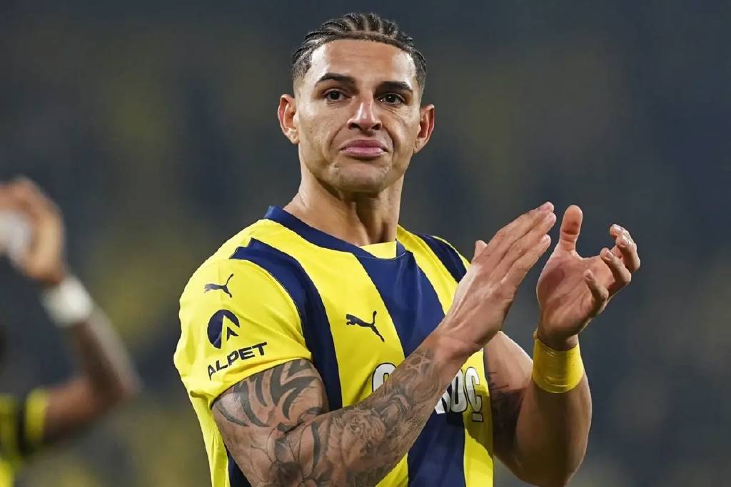 Fenerbahçe, Diego Carlos’un Como’ya kiralandığını resmen açıkladı