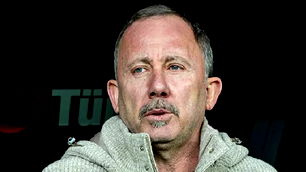 Beşiktaş’ta transfer çalışmaları sürüyor