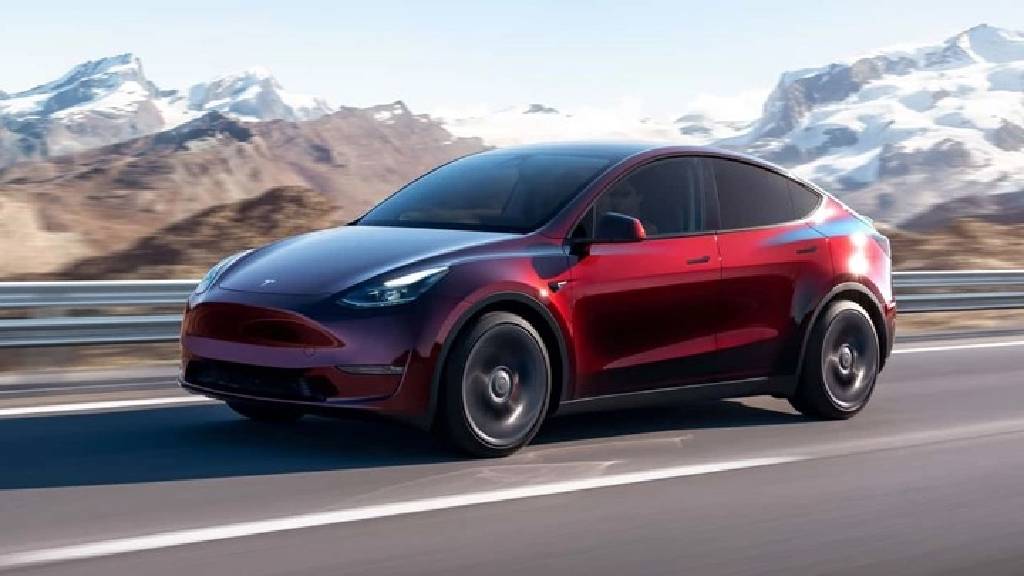 Tesla Model Y, şikayetler nedeniyle inceleme altında