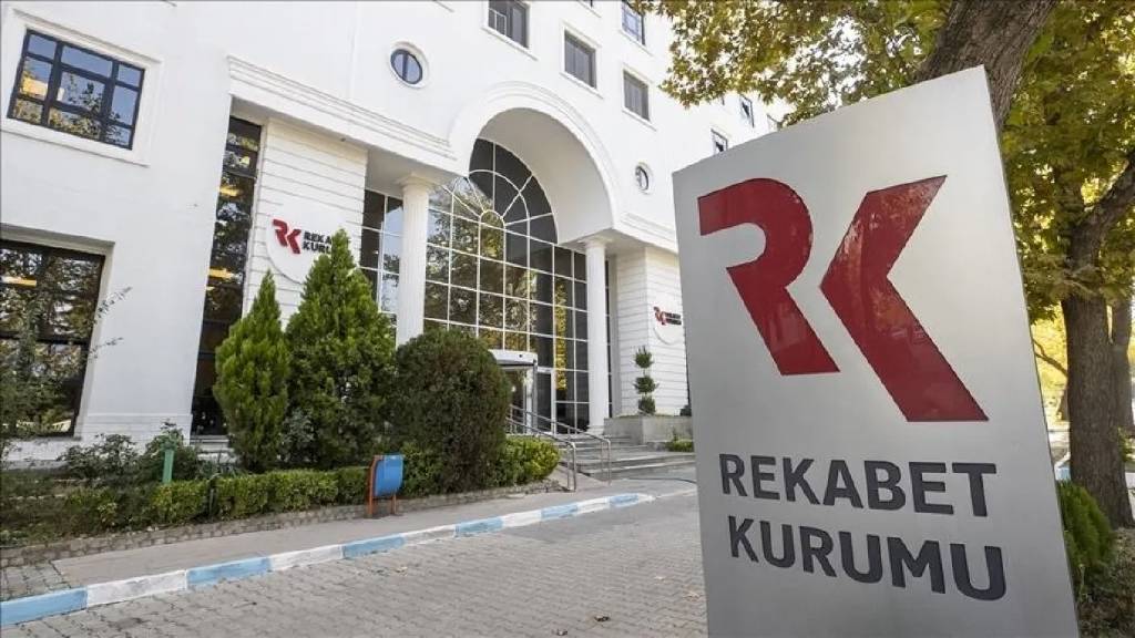 Rekabet kurulu beyaz et sektöründe 13 firmaya 3,7 milyar lira ceza verildi