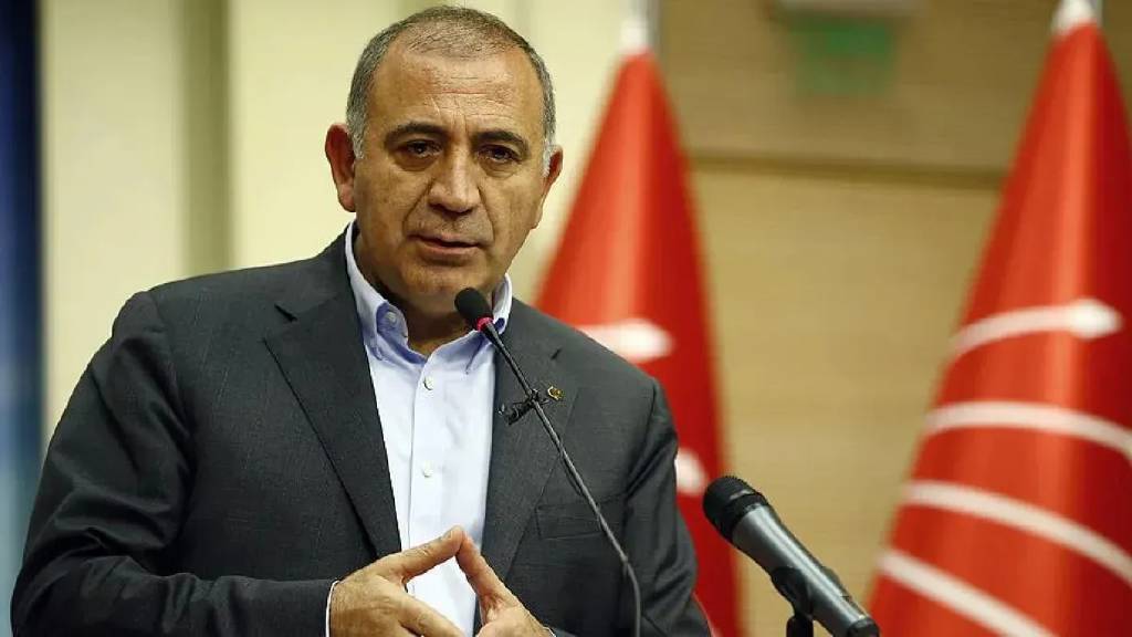CHP’de İstanbul İl Başkanlığı krizi büyüyor