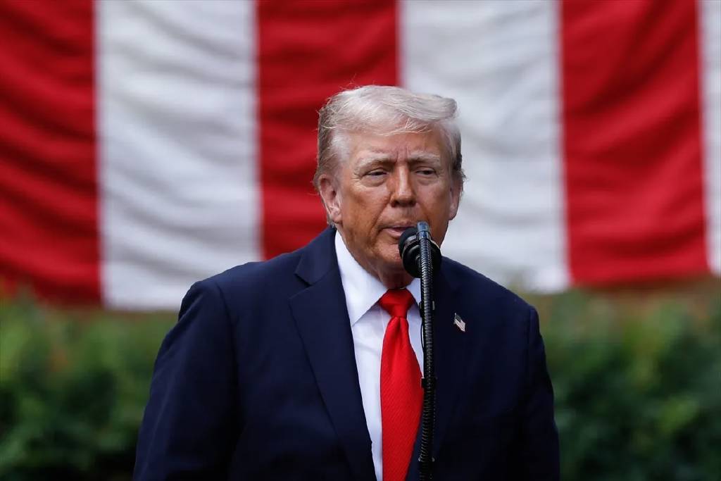 Trump: "ABD'ye saldırırsanız sizi avlayacağız"