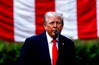Trump: "ABD'ye saldırırsanız sizi avlayacağız"