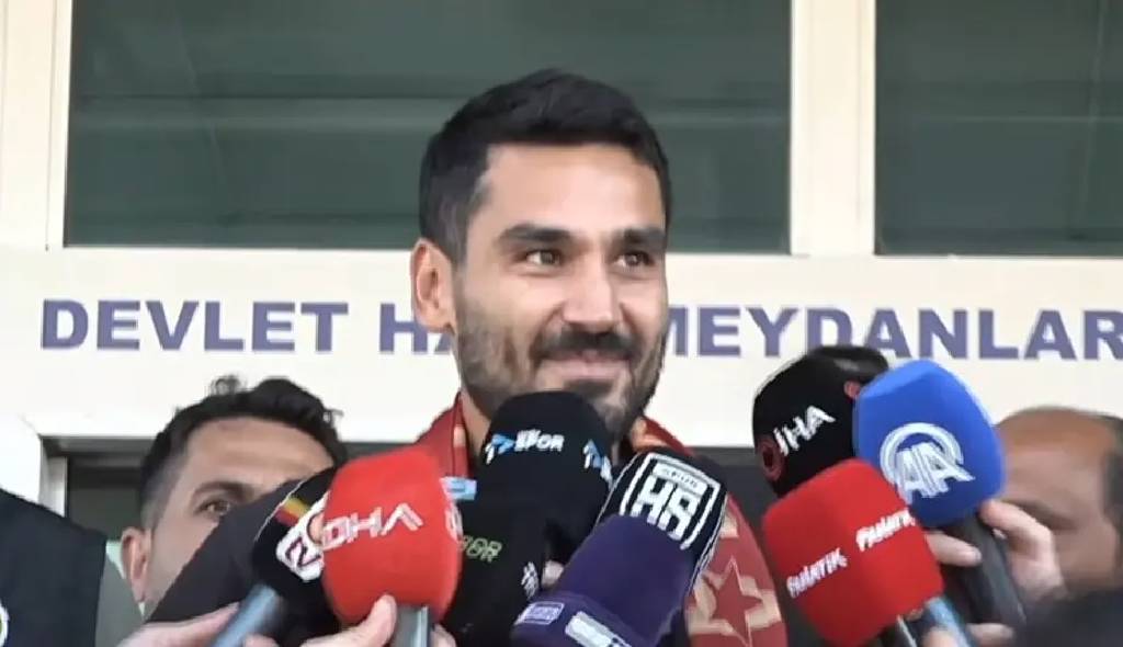 İstanbul'a gelen İlkay Gündoğan, reddettiği teklifleri duyurdu
