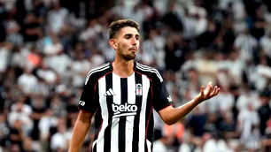 Beşiktaş, ayrılığı KAP'a bildirdi