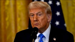 Trump, Grönland için yeni gümrük vergisi tehdit mesajı verdi