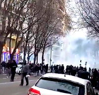 YPG/SDG yandaşlarından Fransa'da provokasyon