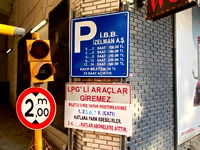 İzmir, otopark ücretlerine yüksek oranlı zamlar yaptı