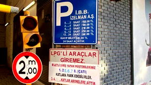 İzmir, otopark ücretlerine yüksek oranlı zamlar yaptı