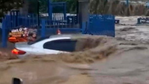 İstanbul'da sel can aldı: Ayazağa'da 1 kişi hayatını kaybetti