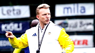 Fenerbahçe, Dirk Kuyt yönetiminde ilk idmanına çıktı
