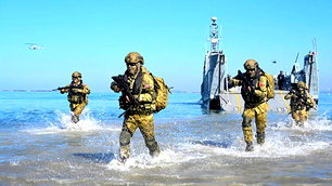 NATO'nun Neptune Strike faaliyetinde TCG Anadolu ve TB-3'ler sahnede