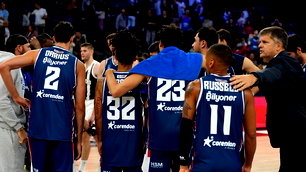 Anadolu Efes, Denizli Basket'i yenerek namağlup yoluna devam etti