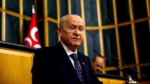 Bahçeli: "Türkiye yolsuzluk ve usulsüzlüklerden arınıyor"