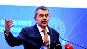 YKS sorusuna net yanıt: "Sınav aynı, sorular müfredata göre"