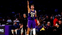 Luka Doncic'in 41 sayısı Lakers'ı yenilgiden kurtaramadı