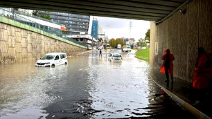 İstanbul'da selde can kaybı 4'e yükseldi