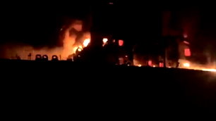 Hürmüz Boğazı'nda mayın patlaması iddiası: Süper tankerde yangın