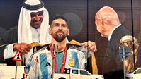 Messi'nin Dünya Kupası anı Katar'da dev duvar resmine dönüştü