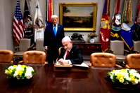 Axios: Trump ve Netanyahu, İran'a yeni saldırıyı görüştü