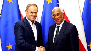 Polonya Başbakanı Tusk: Pegasus ile hassas veriler İsrail'e aktarıldı, bu devlete karşı suç