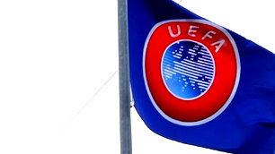 UEFA, FIFA'dan 42 soruya yazılı yanıt istedi