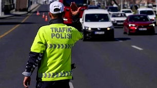 İstanbul'da yarın bazı yollar 07.00-13.00 arası trafiğe kapalı