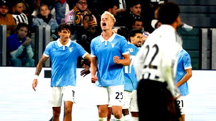 Juventus evinde Lazio'ya 3-0 yenildi: Zeki Çelik 74 dakika oynadı