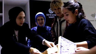 Emine Erdoğan, Diana Fox Carney ile Sıfır Atık Vakfı'nı ziyaret etti