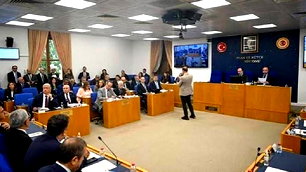 Yatırım fonlarına ilişkin kanun teklifi komisyonda kabul edildi