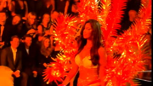 Ashley Graham, 2026 Victoria's Secret defilesinde podyuma çıktı