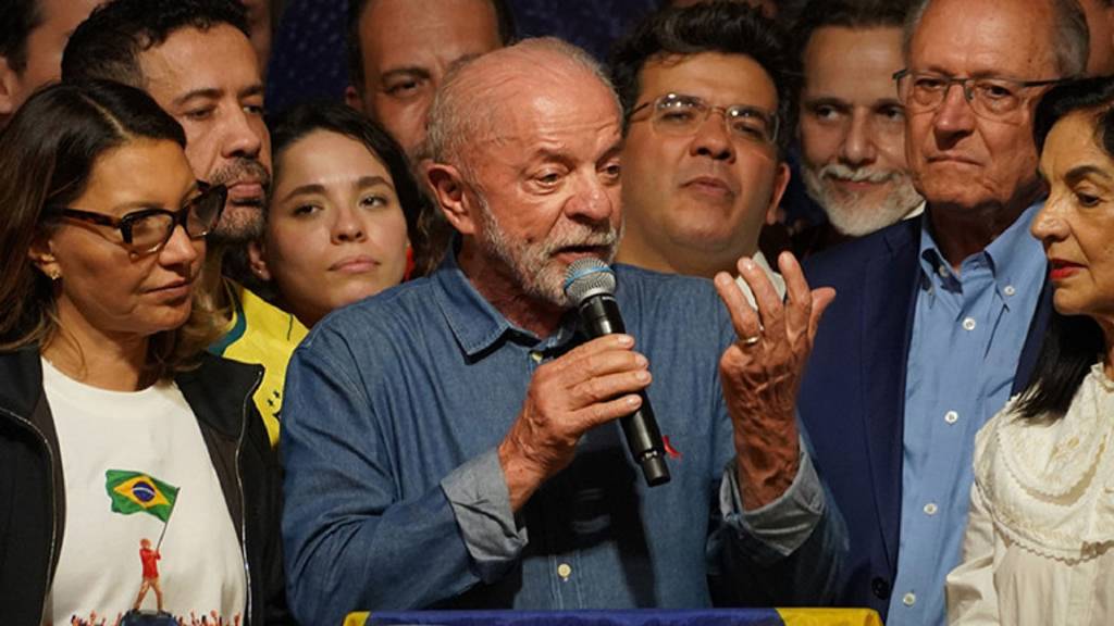 Brezilya'da seçimi Lula kazandı, Bolsonaro sonuçları tanımadı