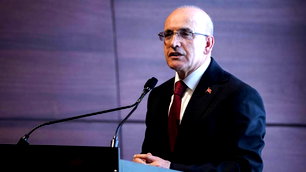 Şimşek ve Yılmaz'dan sorunlu fonlar açıklaması