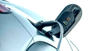 Akıllı otomobillere askeri tesis kısıtlaması yayılıyor
