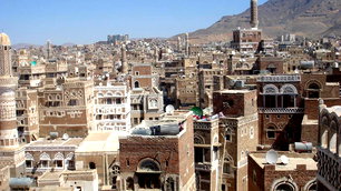 Yemen'de çatışmalar tırmanıyor: Husiler Aramco tesislerini hedef gösterdi