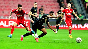 Amedspor, Samsunspor'u deplasmanda 2-1 yenerek liderliğe yükseldi