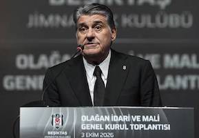 Beşiktaş'ta Serdal Adalı ve yönetimi ibra edildi