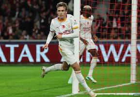 Galatatasaray Fransa'da şov yaptı