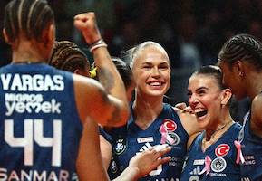 Fenerbahçe, Eczacıbaşı'nı 3-1 yenerek geri döndü
