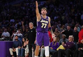 Luka Doncic'in 41 sayısı Lakers'ı yenilgiden kurtaramadı